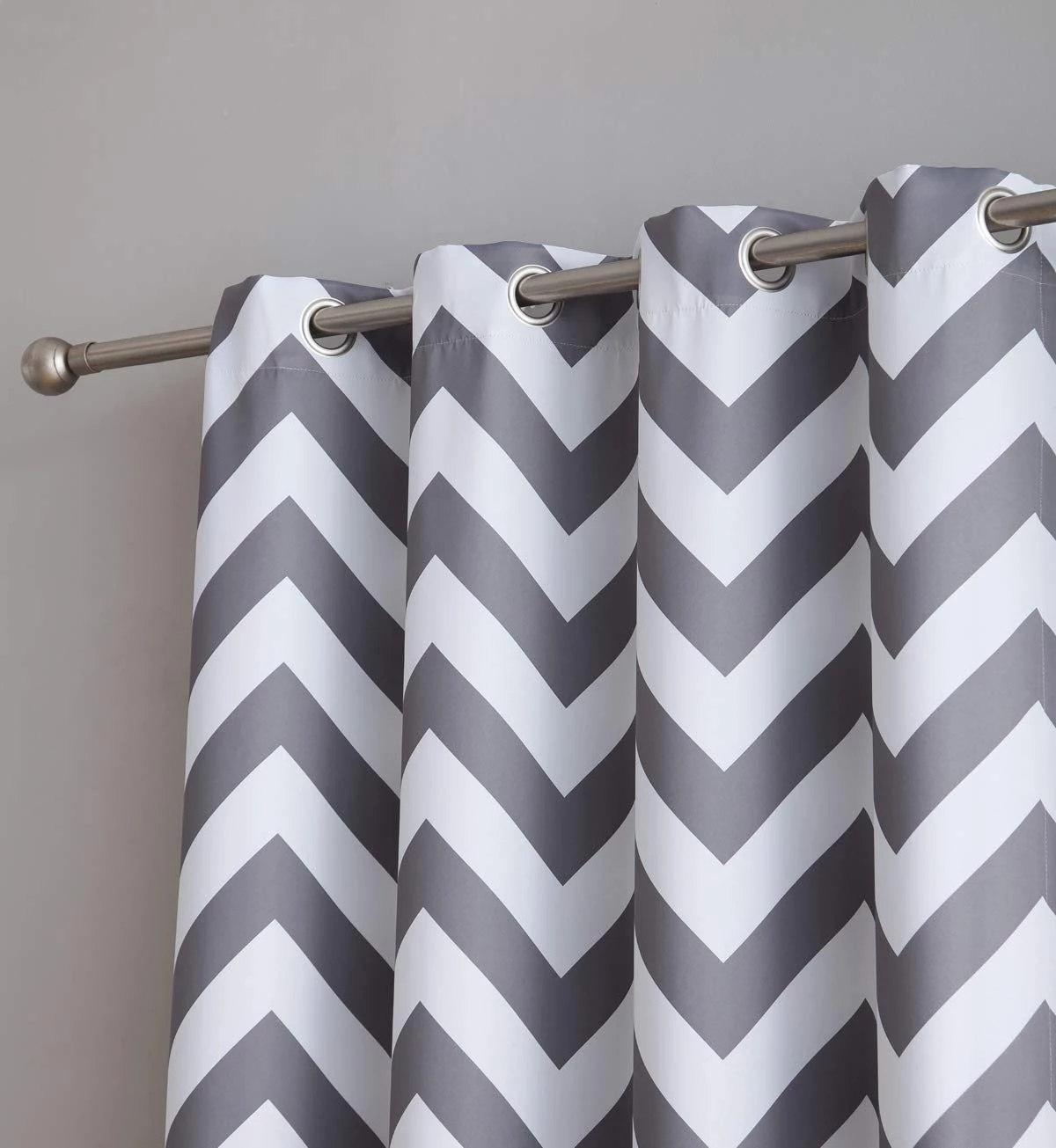 HLC.ME Blackout Curtains Chevron Print Blackout Grommet Curtain Panels - Grey - Set Of 2 4 HLC.ME Blackout Curtains Chevron Print Blackout Grommet Curtain Panels - Grey - Set Of 2