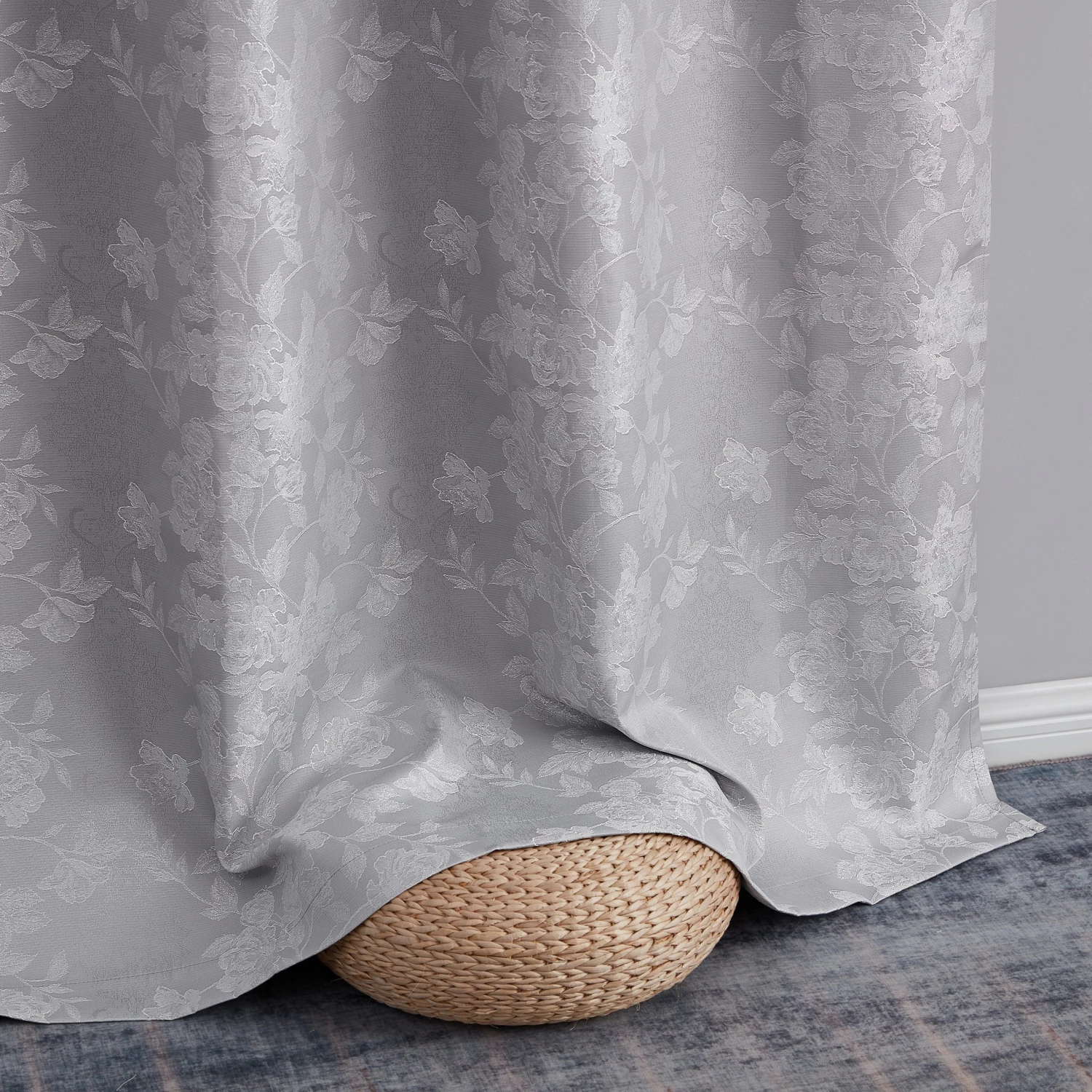 HLC.ME Serenity Floral 100% Complete Blackout Grommet Curtains - Light Grey - Set Of 2 8 HLC.ME Serenity Floral 100% Complete Blackout Grommet Curtains - Light Grey - Set Of 2